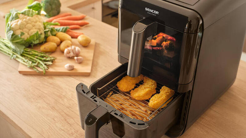 Horkovzdušná fritéza Sencor SFR 1260BK DUAL STACK s XL kapacitou a dvěma varnými zónami